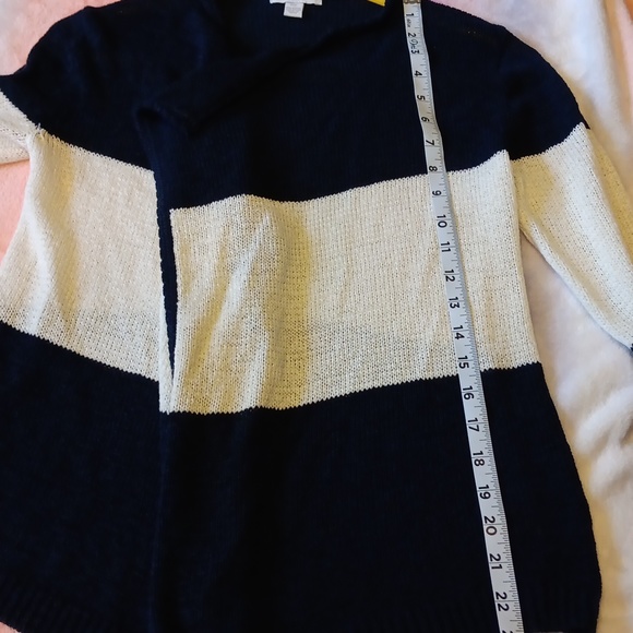 5/$10 Charter Club Brand Cardigan Sweater - Picture 6 of 6